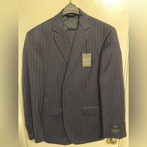 NWT Jos. A. Bank 43R Navy Suit